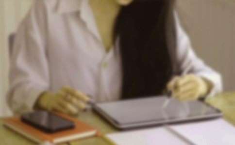 ���а���Ա���Ĵ�ְ����