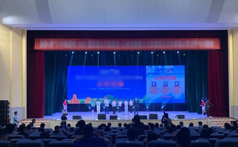 �佱����ѧ���������Ը�