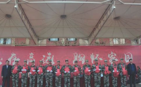 ���ô������Ա�����Ը�