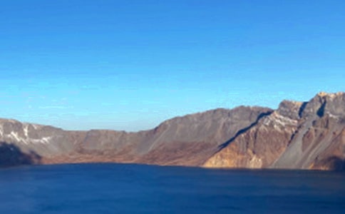 ����ɽ�ĵ��δ�