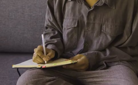 ����Ƕ����