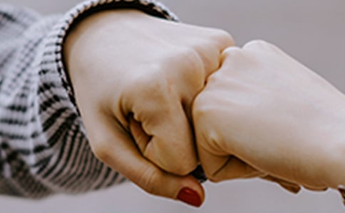 ����������