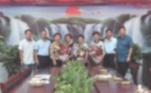 ѧ�����ͻ�ķ��Ը�