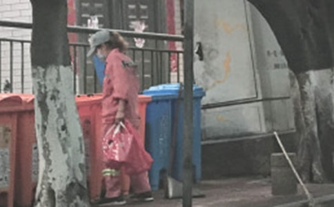 �����а���ͬͨ��