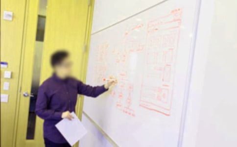 ������ʦ���顷�ĵ����