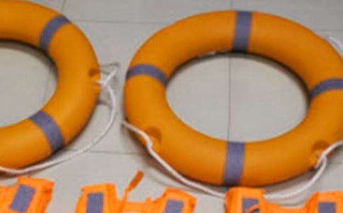 谁的救生圈小班语言教案