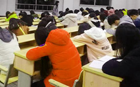 ���п������������ᷢ�Ը� 