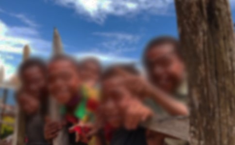 ���ض�ͯ���Ը�