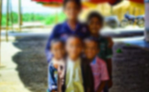 �ذ����ض�ͯ�����顾����4ƪ��