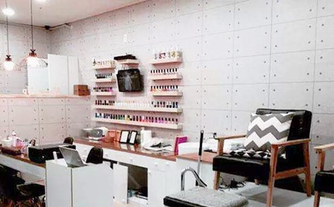 ���׵����������ƶ�