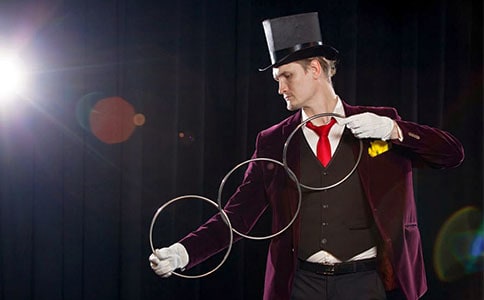 《小小魔术师》大班教案9篇