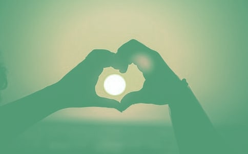 ��Ů���Ѽ򵥵�Э���飨��ѡ5ƪ��