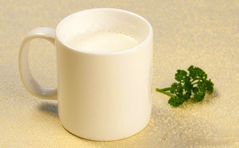 ˮ��ţ�̰̽�