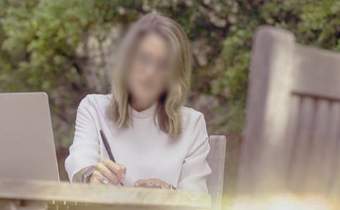 ���Ů��ͬ�����Դ�ҵ