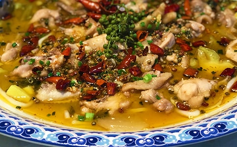 ʳ������ƶ�