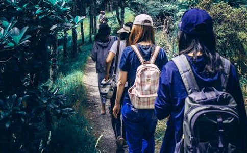 ����ǡͬѧ���꡷�и�