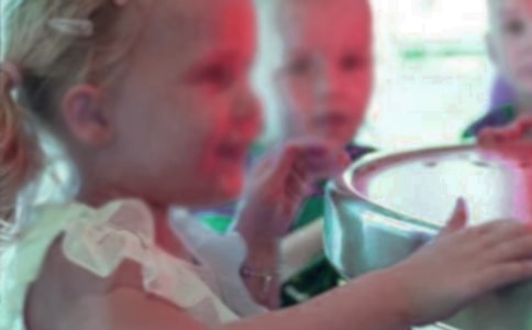 ͯ��ڶ��µĶ���ʼ�