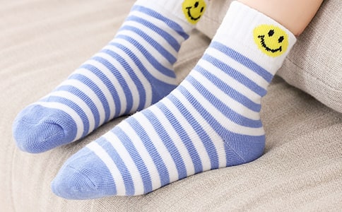 ����ɫ�����ӡ��а����̰�