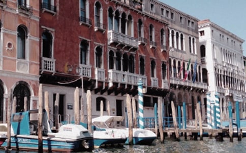 ����˹��Сͧ��һ��ʱ˵�θ巶�ģ�ͨ��5ƪ��