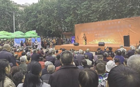 ���ر��������ݳ���ͬ��