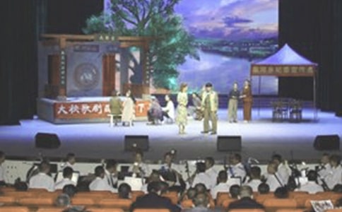 �Ļ������������ݳ����ִ�