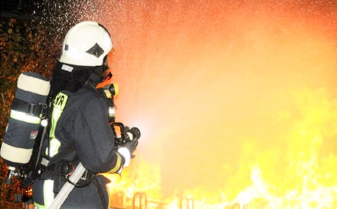 �����¾�����Ա���ݽ��壨ͨ��7ƪ��