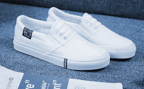 �а�����Ķ���������Ь�ӡ�