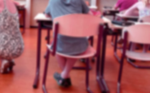 ��ѧ�������ʦ���˷��Ը���