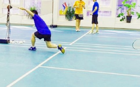 ���˶�Ա���͸�