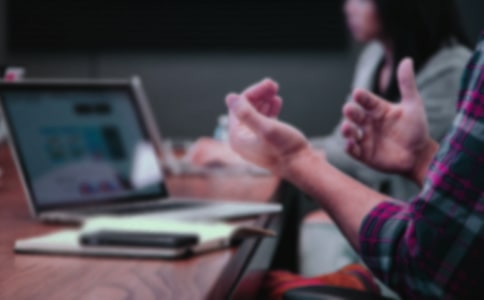 ̸����ְ��ѧ����������� ְ�����˲���Ϥ��̬����