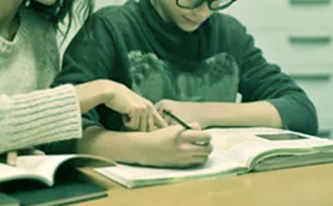 ��ѧ��Ӣ�ĵ����ҽ��ܼ���8ƪ