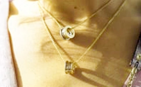 �鱦������ͬ