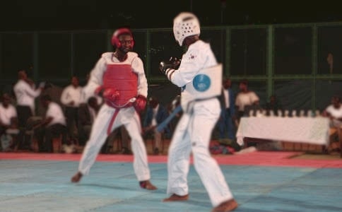 ��ȭ���ĵ���Ἧ��